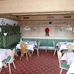 Hotel Straub 3*